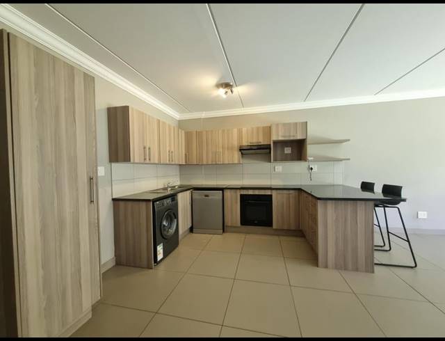 3 BEDROOM APARTMENT FOR SALE IN FOURWAYS
